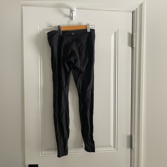 Lululmon Bundle - Picture 4 of 8